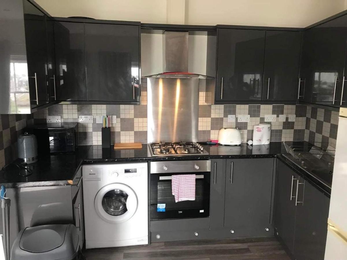 Apartamento Entire New Flat With View To River Yare, H7 Great Yarmouth Exterior foto