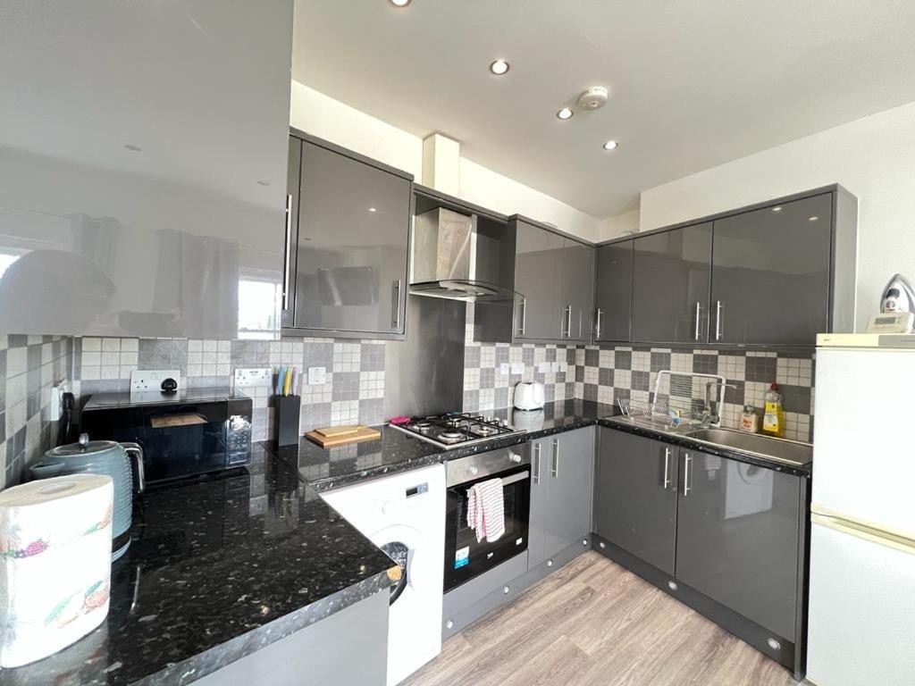 Apartamento Entire New Flat With View To River Yare, H7 Great Yarmouth Exterior foto